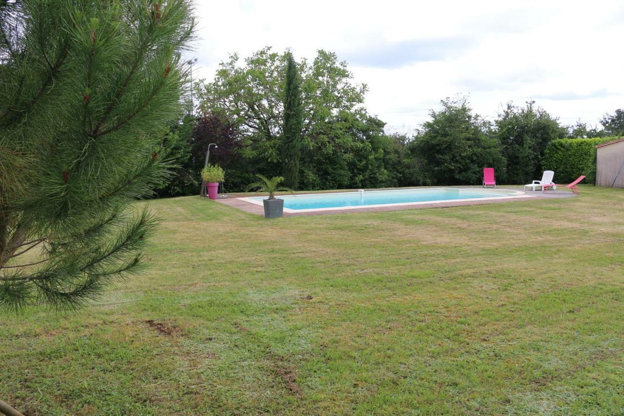 Le Camp De Ferie Villa Monpazier Eksteriør bilde